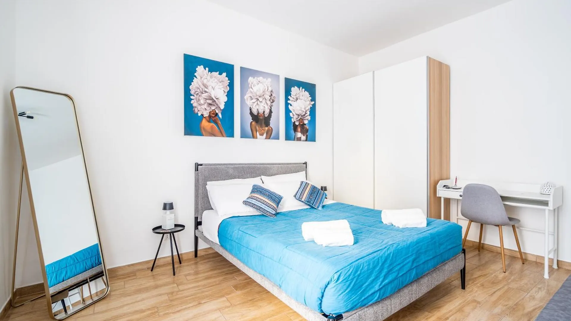 Teni Suite 119 Bari 0*,  Italien